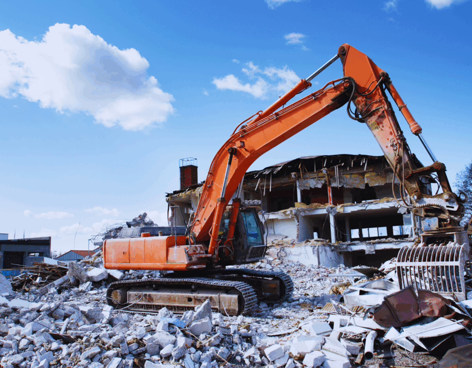 Utilaje necesare pentru demolări – Ghid practic
