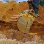Săparea fundației cu utilaje: ghid complet pentru proiecte eficiente