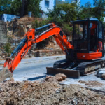 Intervenții punctuale cu miniexcavatoare – reparații conducte